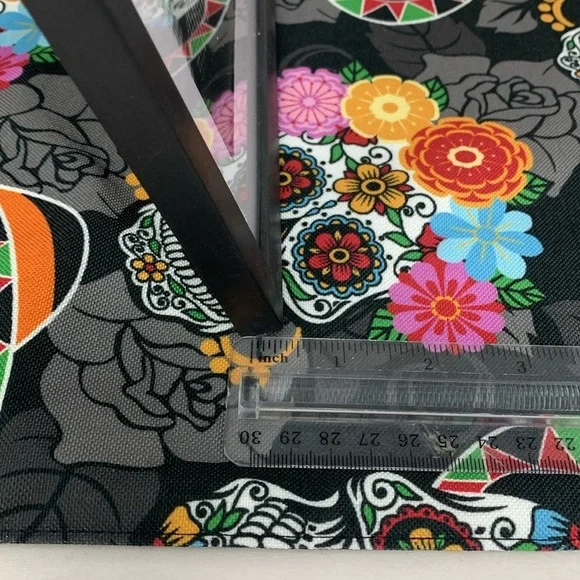 Creepy Vampira with skull Picture Frame with Free plastic skeleton decor💀 - Picture 16 of 17